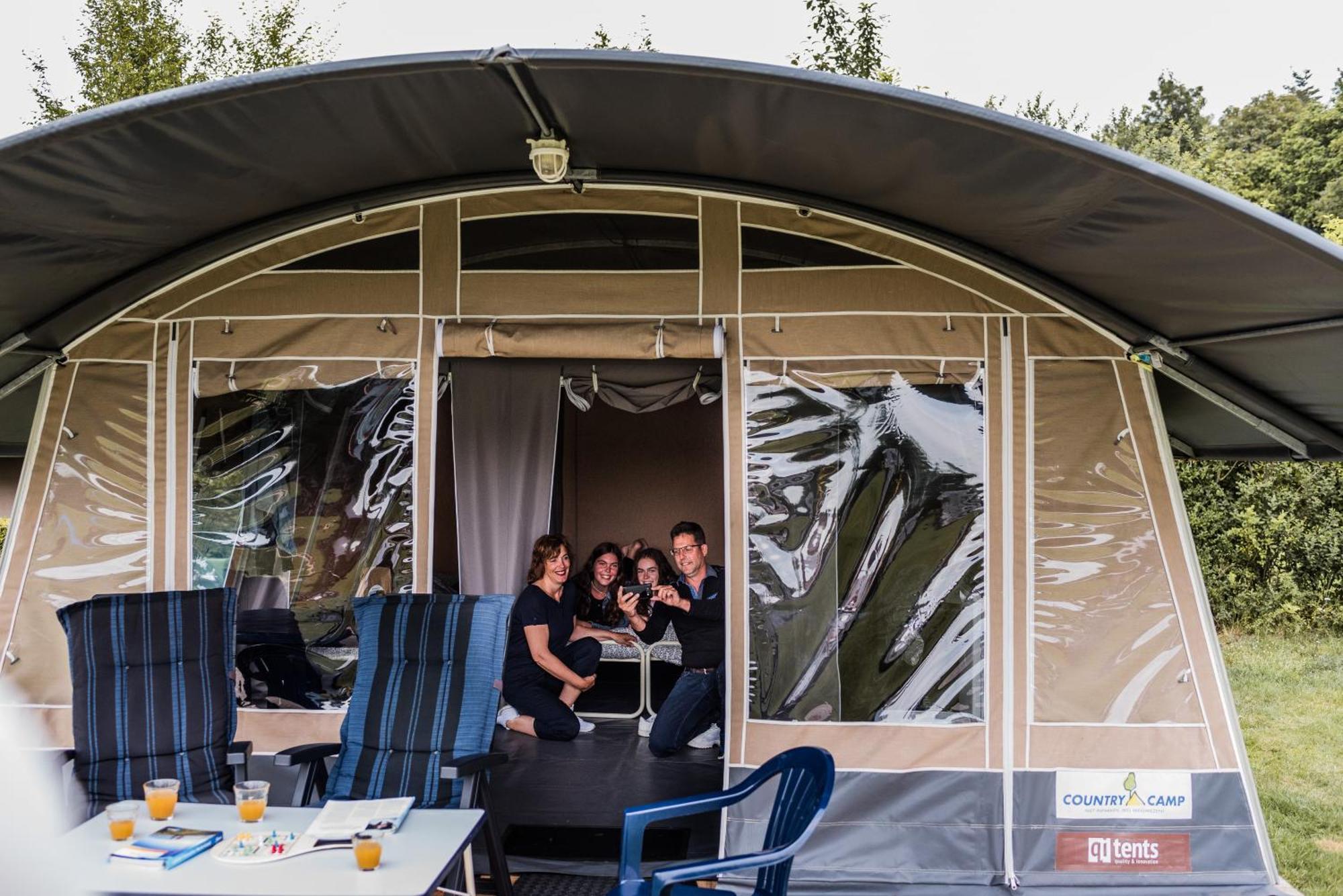 Europe Tents Camping Gritt Hotell Diekirch Exteriör bild